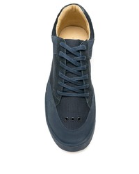 dunkelblaue niedrige Sneakers von OSKLEN