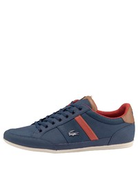 dunkelblaue niedrige Sneakers von Lacoste