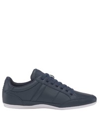 dunkelblaue niedrige Sneakers von Lacoste