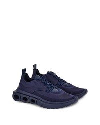 dunkelblaue niedrige Sneakers von Ferragamo