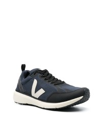 dunkelblaue niedrige Sneakers von Veja