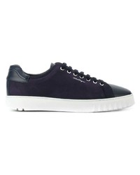 dunkelblaue niedrige Sneakers von Salvatore Ferragamo