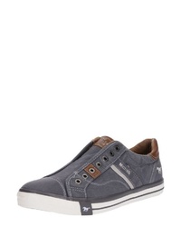 dunkelblaue niedrige Sneakers von Mustang