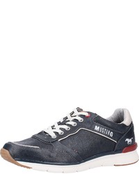 dunkelblaue niedrige Sneakers von Mustang