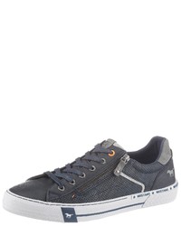 dunkelblaue niedrige Sneakers von Mustang Shoes