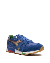 dunkelblaue niedrige Sneakers von Diadora