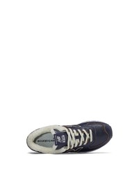 dunkelblaue niedrige Sneakers von New Balance