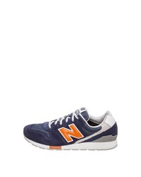 dunkelblaue niedrige Sneakers von New Balance