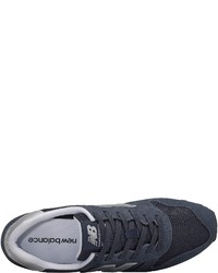 dunkelblaue niedrige Sneakers von New Balance