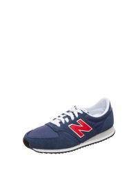 dunkelblaue niedrige Sneakers von New Balance