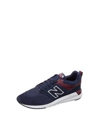 dunkelblaue niedrige Sneakers von New Balance