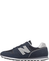 dunkelblaue niedrige Sneakers von New Balance