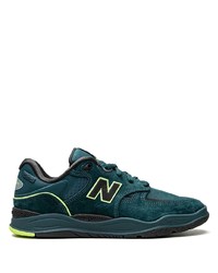 dunkelblaue niedrige Sneakers von New Balance