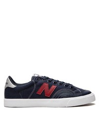 dunkelblaue niedrige Sneakers von New Balance