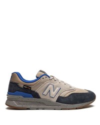 dunkelblaue niedrige Sneakers von New Balance