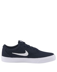 dunkelblaue niedrige Sneakers von Nike SB