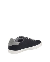 dunkelblaue niedrige Sneakers von s.Oliver