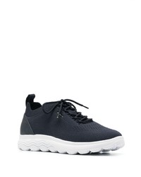 dunkelblaue niedrige Sneakers von Geox