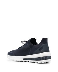 dunkelblaue niedrige Sneakers von Geox