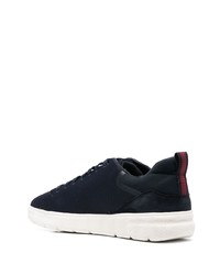 dunkelblaue niedrige Sneakers von Geox