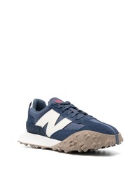 dunkelblaue niedrige Sneakers von New Balance