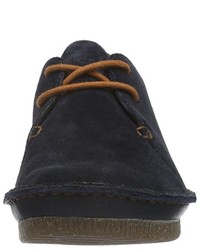 dunkelblaue Schuhe von Clarks