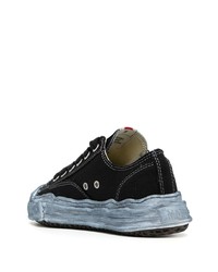 dunkelblaue Segeltuch niedrige Sneakers von Maison Mihara Yasuhiro