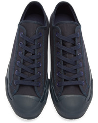 dunkelblaue Segeltuch niedrige Sneakers von Studio Nicholson