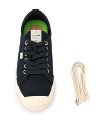 dunkelblaue Segeltuch niedrige Sneakers von Cariuma