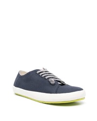 dunkelblaue Segeltuch niedrige Sneakers von Camper