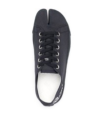 dunkelblaue Segeltuch niedrige Sneakers von Maison Margiela