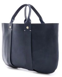 dunkelblaue Shopper Tasche aus Leder von Clare Vivier