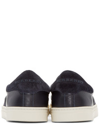 dunkelblaue Slip-On Sneakers aus Segeltuch von Burberry