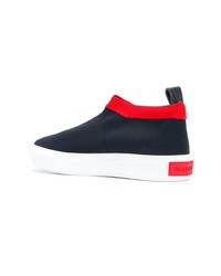 dunkelblaue Slip-On Sneakers aus Segeltuch von P.A.R.O.S.H.