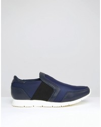 dunkelblaue Slip-On Sneakers von Asos