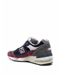 dunkelblaue Sportschuhe von New Balance