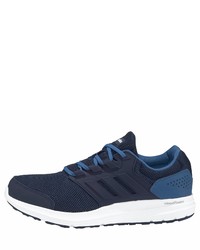 dunkelblaue Sportschuhe von adidas