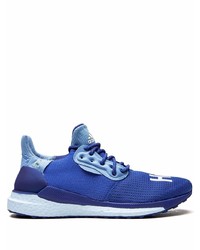 dunkelblaue Sportschuhe von adidas