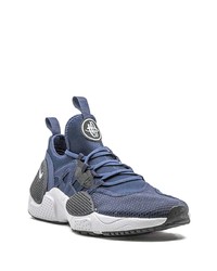 dunkelblaue Sportschuhe von Nike