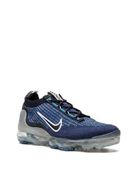 dunkelblaue Sportschuhe von Nike