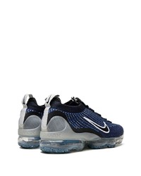 dunkelblaue Sportschuhe von Nike