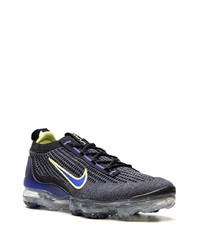 dunkelblaue Sportschuhe von Nike