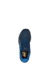 dunkelblaue Sportschuhe von Asics