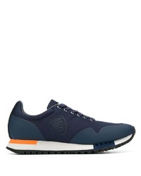 dunkelblaue Sportschuhe von Blauer