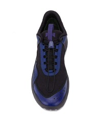 dunkelblaue Sportschuhe von Camper