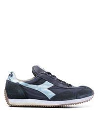 dunkelblaue Sportschuhe von Diadora