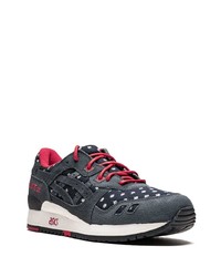 dunkelblaue Sportschuhe von Asics