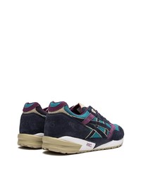 dunkelblaue Sportschuhe von Asics