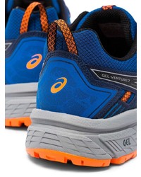 dunkelblaue Sportschuhe von Asics