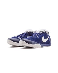 dunkelblaue Sportschuhe von Nike